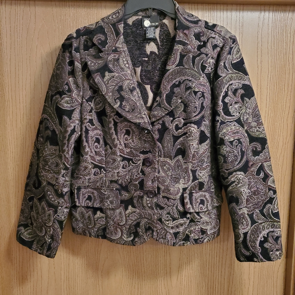 First Option Paisley Black & Gray Jacket size Large